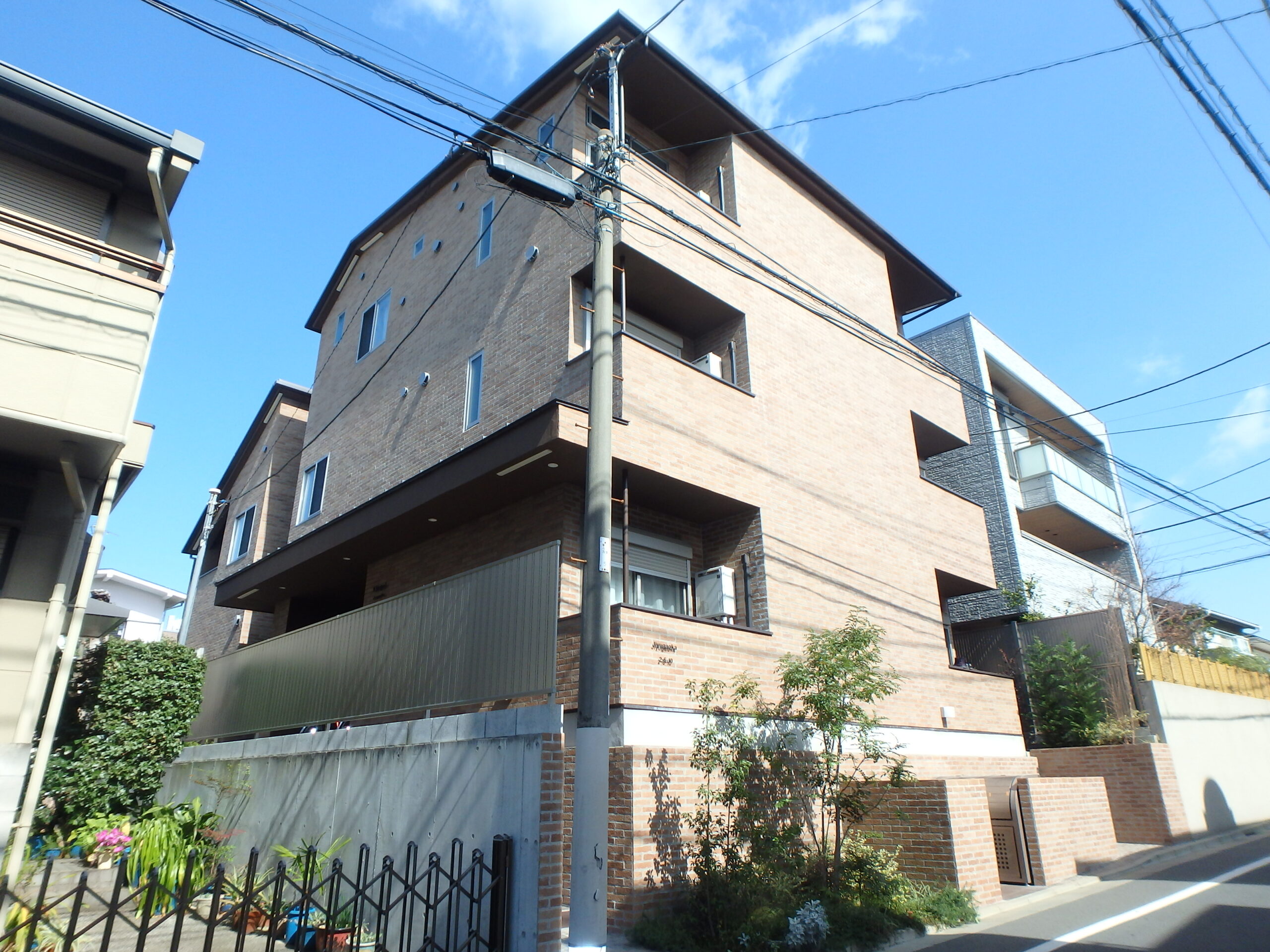 自由が丘2丁目のアパート