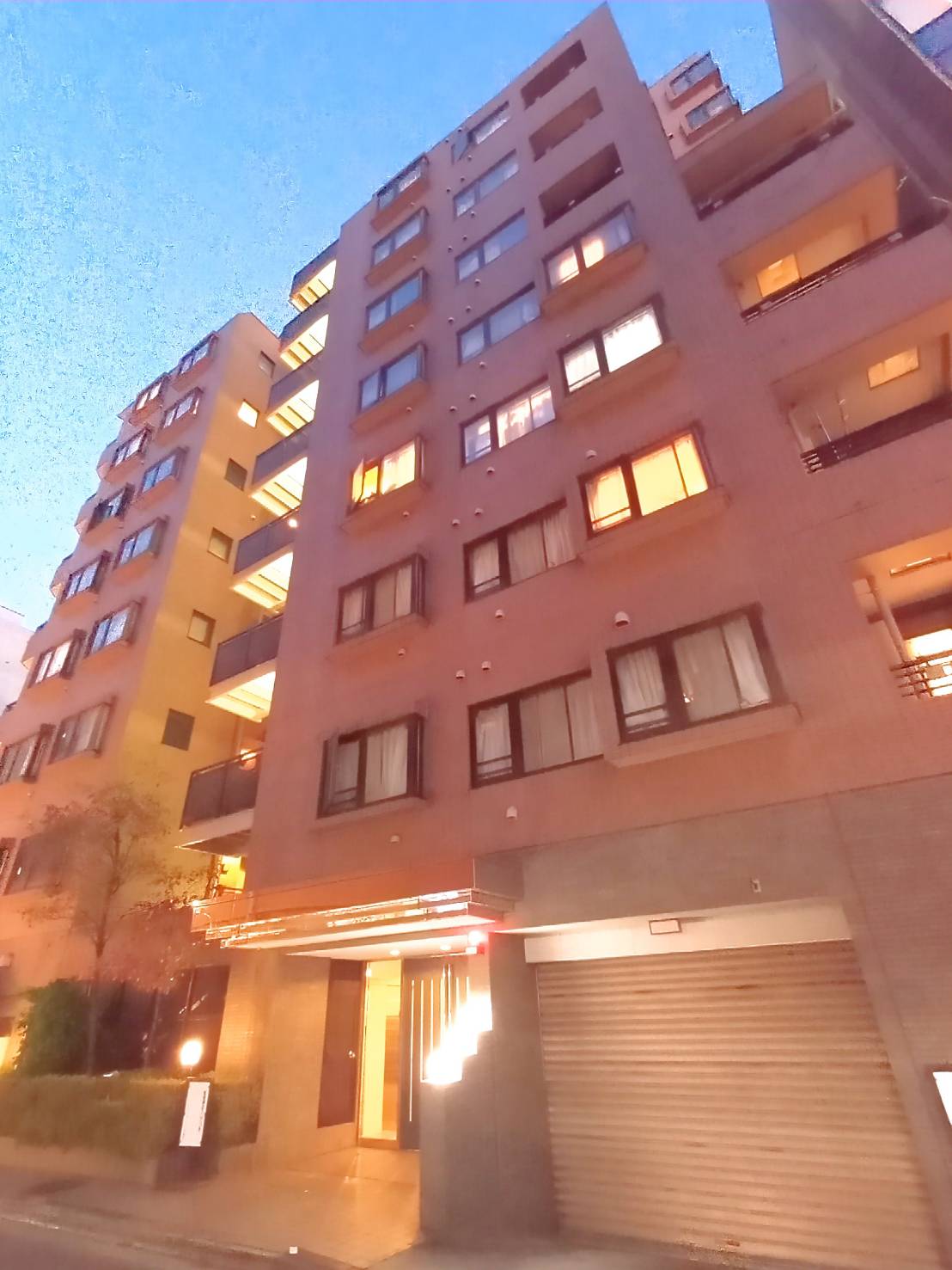 ウィン麻布十番ハラビル