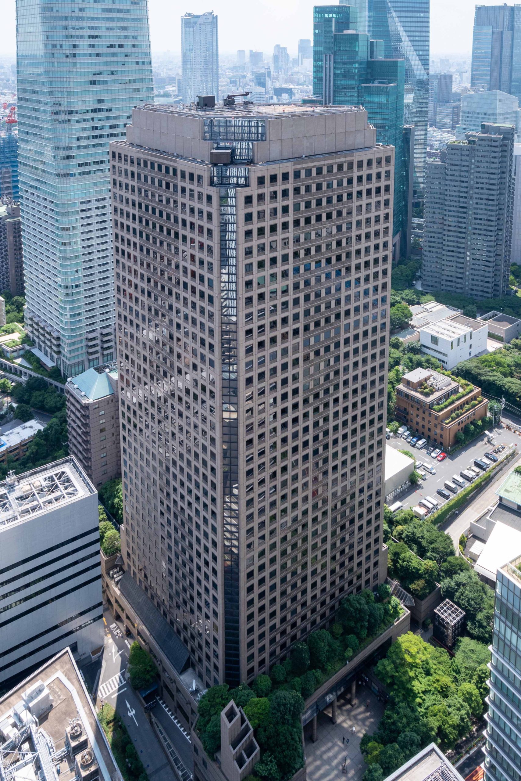 城山トラストタワー